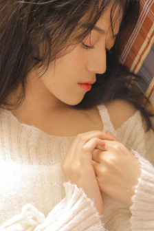 妈妈先是拒绝后是迎合的句子